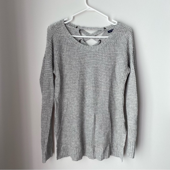 3/$20 American Eagle Knitted Sweater - Picture 1 of 3